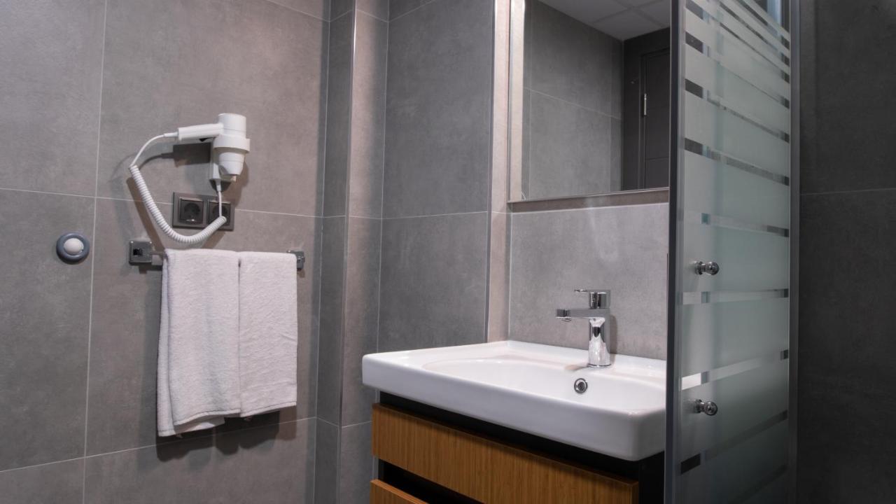 Opera Suites Apart Hotel Antalia Esterno foto