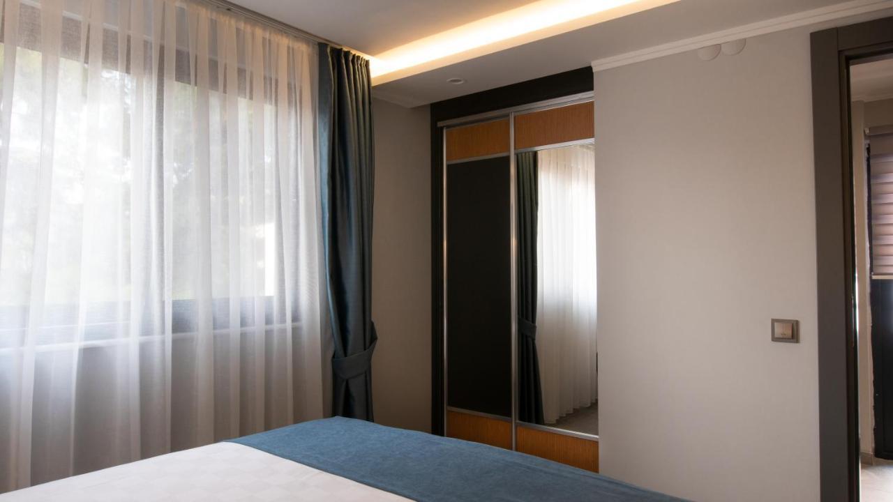Opera Suites Apart Hotel Antalia Esterno foto