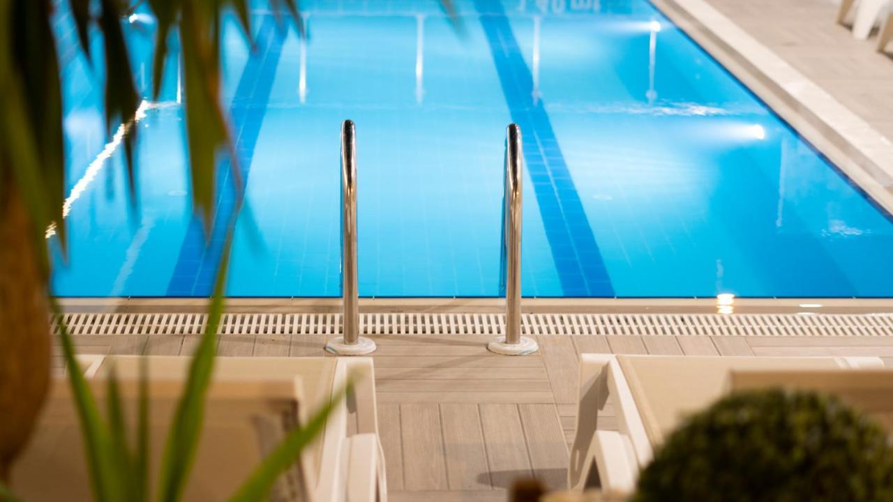 Opera Suites Apart Hotel Antalia Esterno foto