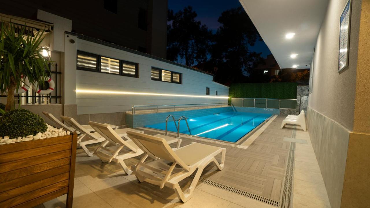 Opera Suites Apart Hotel Antalia Esterno foto