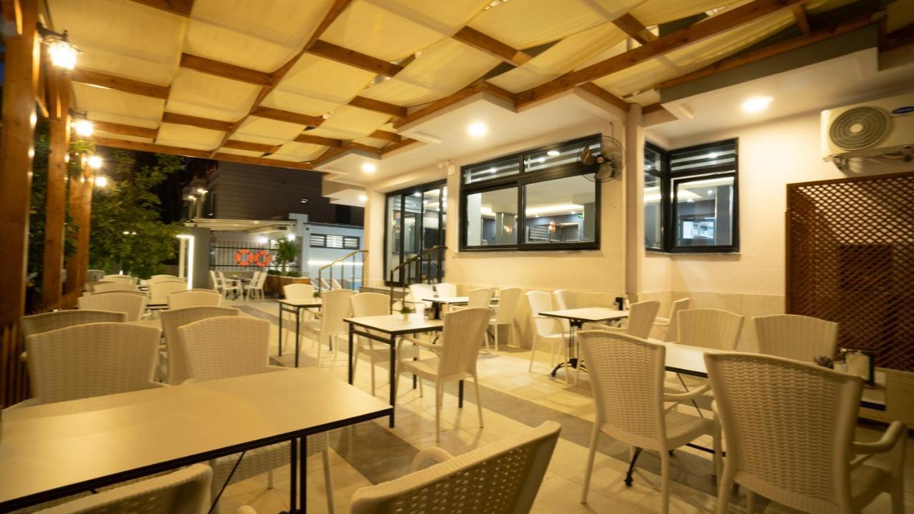 Opera Suites Apart Hotel Antalia Esterno foto